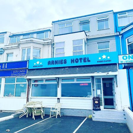 בלקפול Arnies Hotel מראה חיצוני תמונה