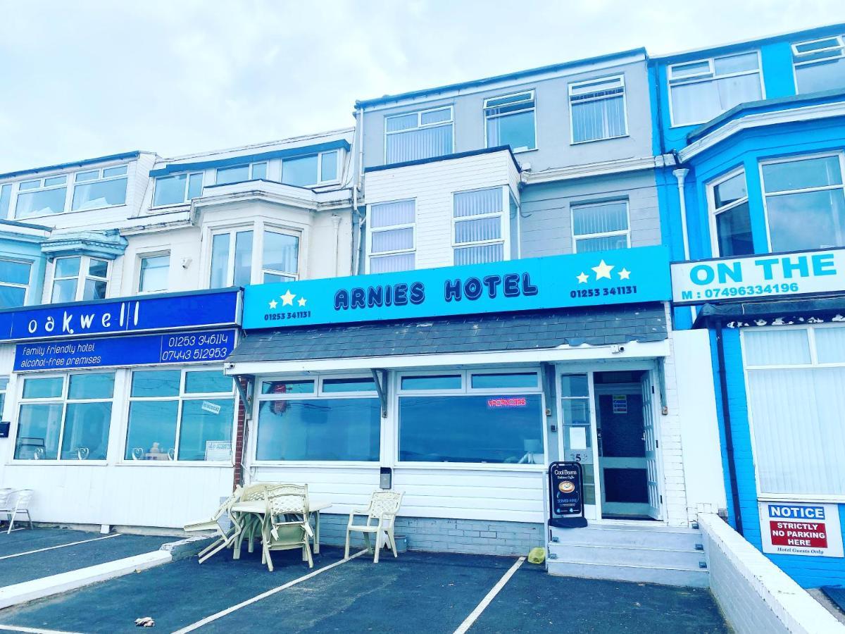 בלקפול Arnies Hotel מראה חיצוני תמונה